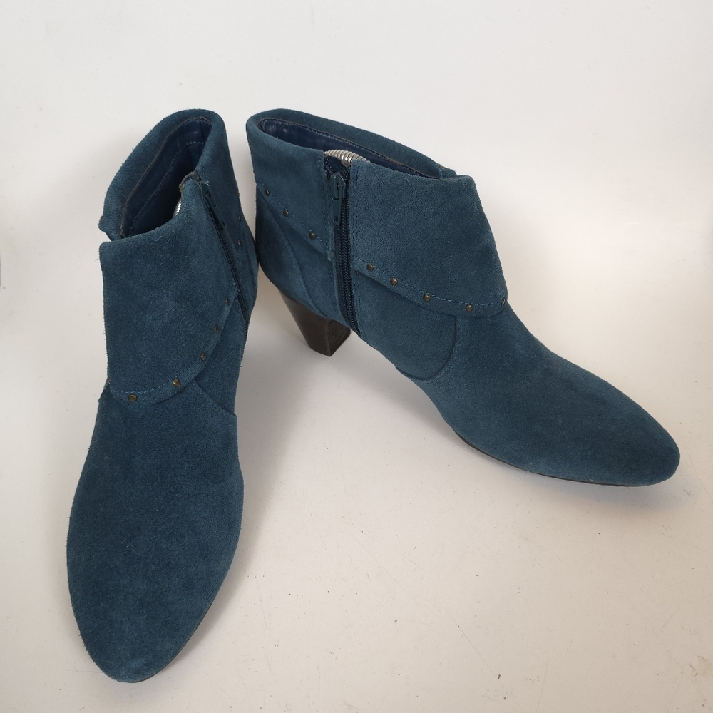 Easy Spirit Ivars Teal Blue Suede Ankle Boots with Stacked Block Heels Size 9.5